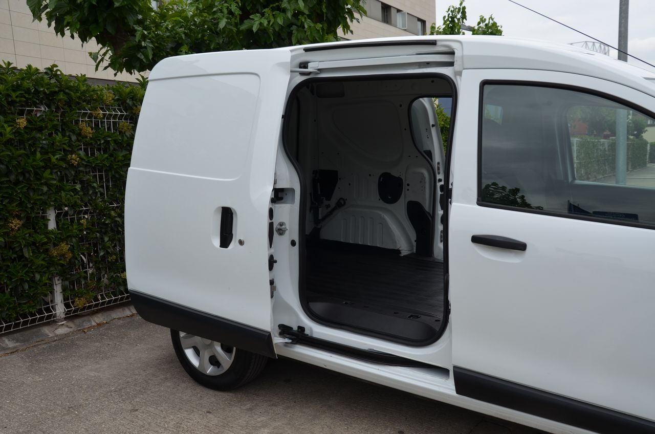 Dacia Dokker Furgón 1.6 Eco-G GLP 110CV Essential 4p S/S 2020  - Foto 17