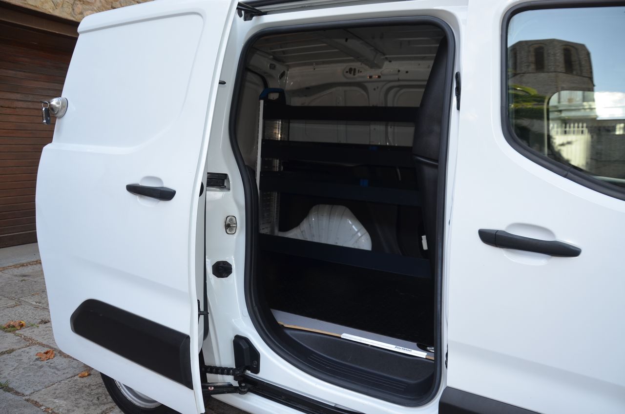 Citroën Berlingo BLUEHDI 75CV FURGÓN  ( ESTANTERÍAS MUEBLE DE TRABAJO SORTÍMO ) BOMBÍNES CERRAJERÍA EN PUERTAS  - Foto 10