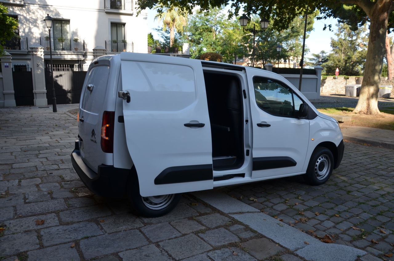 Citroën Berlingo BLUEHDI 75CV FURGÓN  ( ESTANTERÍAS MUEBLE DE TRABAJO SORTÍMO ) BOMBÍNES CERRAJERÍA EN PUERTAS  - Foto 11