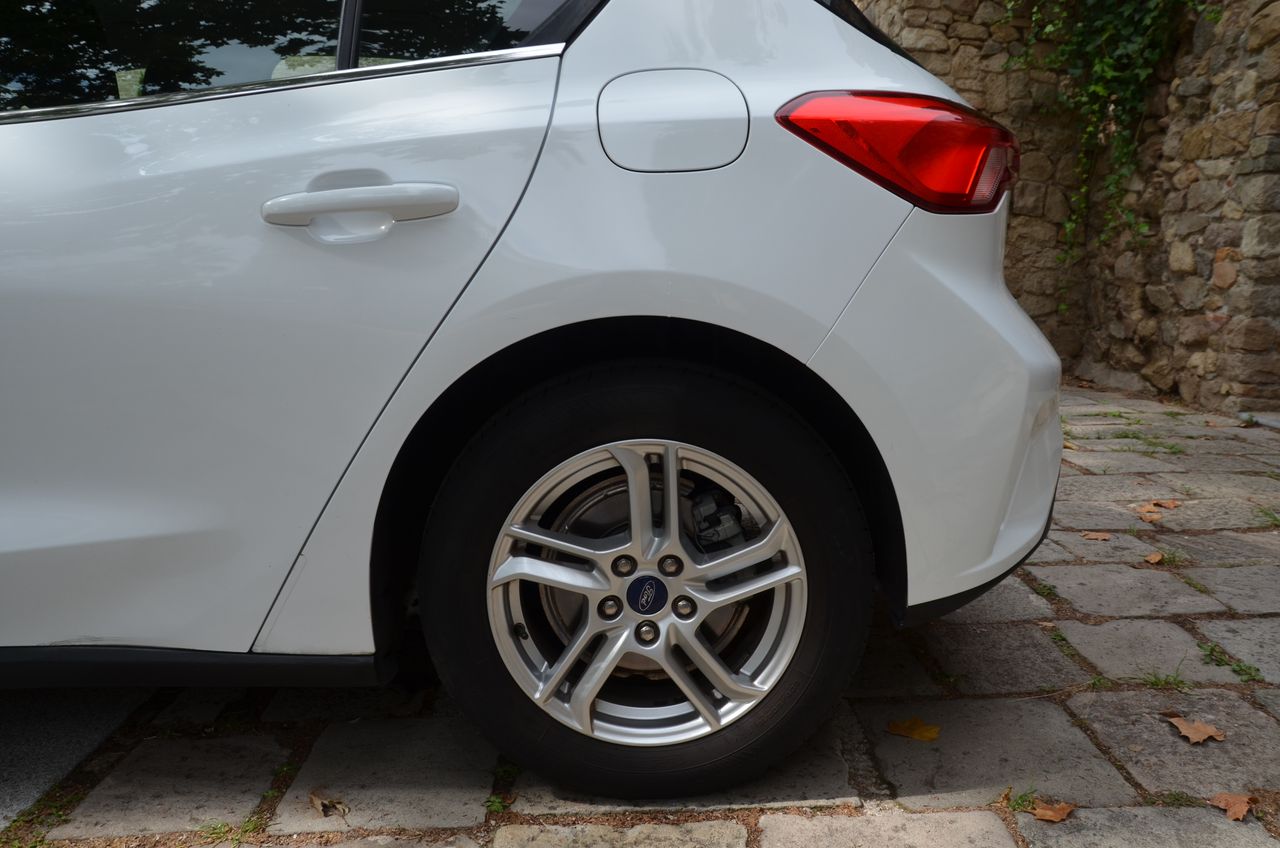 Ford Focus 1.5 ECOBLUE 120CV TREND + PLUS  / PANTALLA TÁCTIL MULTIMEDIA  - Foto 40