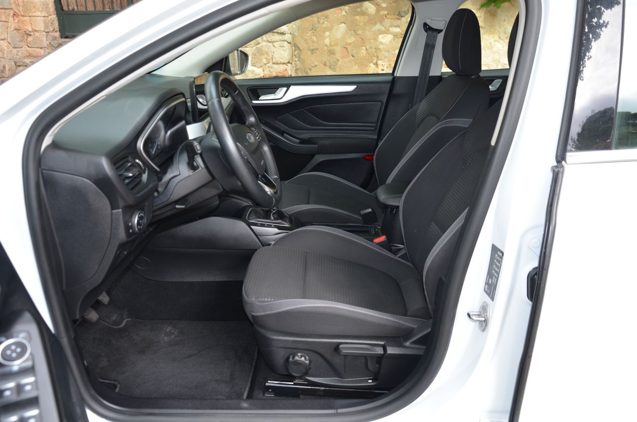 Ford Focus 1.5 ECOBLUE 120CV TREND + PLUS  / PANTALLA TÁCTIL MULTIMEDIA  - Foto 23