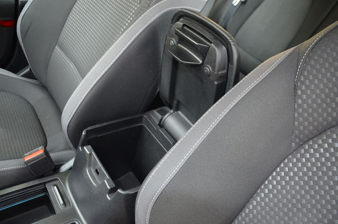 Ford Focus 1.5 ECOBLUE 120CV TREND + PLUS  / PANTALLA TÁCTIL MULTIMEDIA  - Foto 38