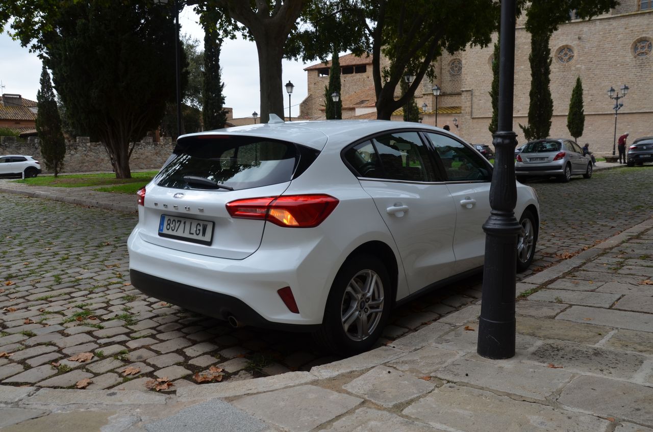 Ford Focus 1.5 ECOBLUE 120CV TREND + PLUS  / PANTALLA TÁCTIL MULTIMEDIA  - Foto 18