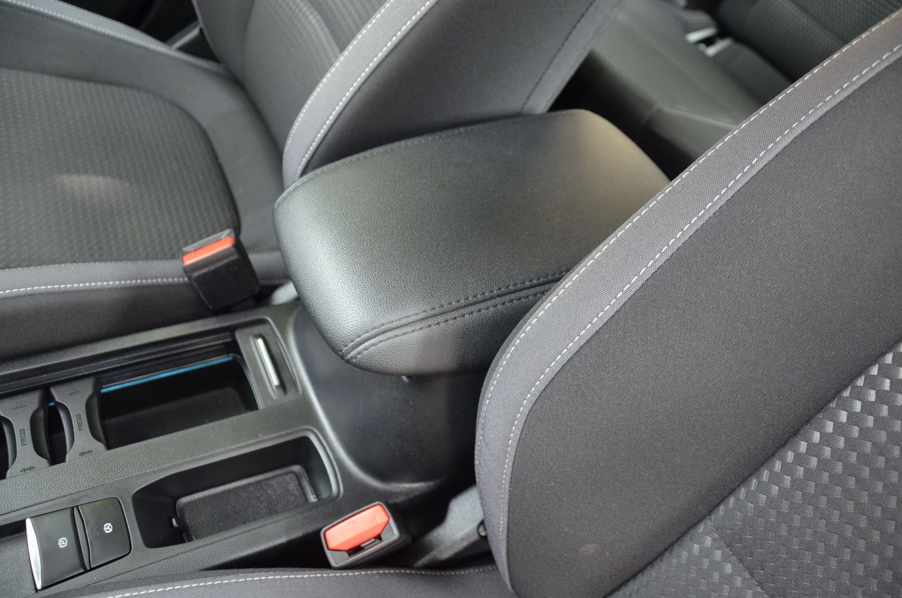 Ford Focus 1.5 ECOBLUE 120CV TREND + PLUS  / PANTALLA TÁCTIL MULTIMEDIA  - Foto 37