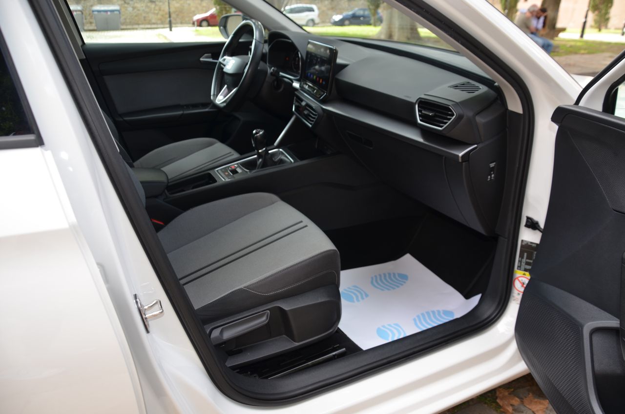 Seat Leon STYLE GO 2.0 TDI 115CV MT6 SISTEMA DE NAVEGACIÓN HIGH  - Foto 57