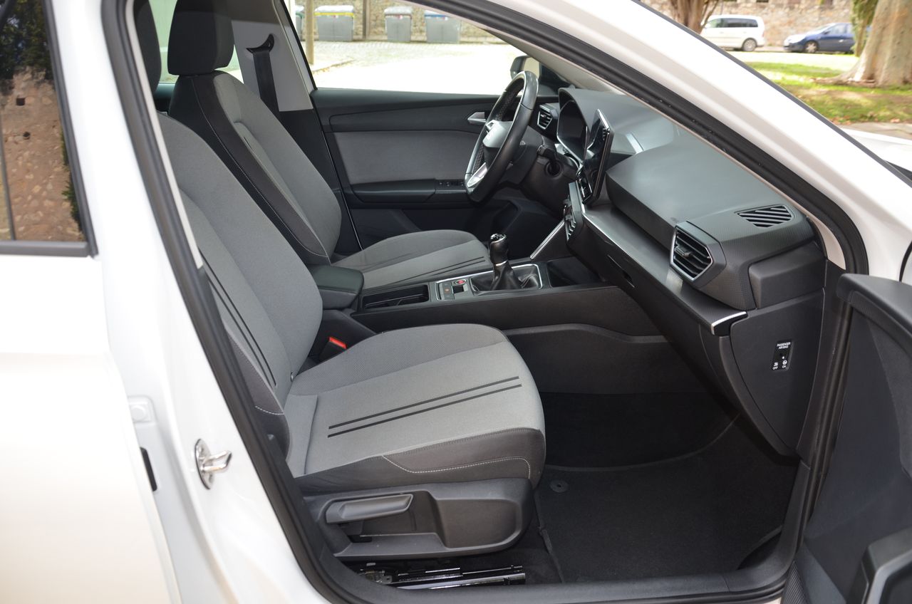 Seat Leon STYLE GO 2.0 TDI 115CV MT6 SISTEMA DE NAVEGACIÓN HIGH  - Foto 53