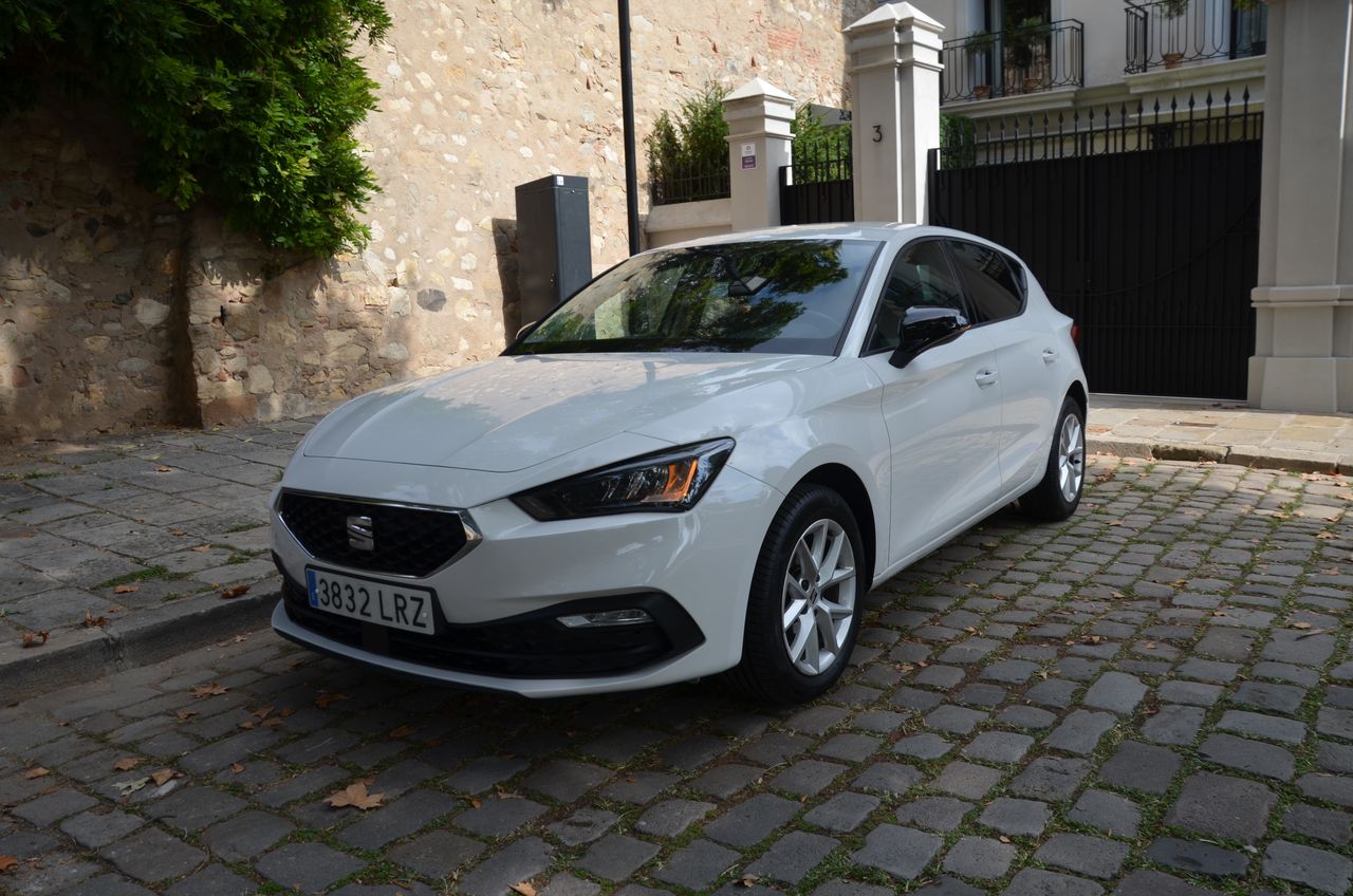 Seat Leon STYLE GO 2.0 TDI 115CV MT6 SISTEMA DE NAVEGACIÓN HIGH  - Foto 58