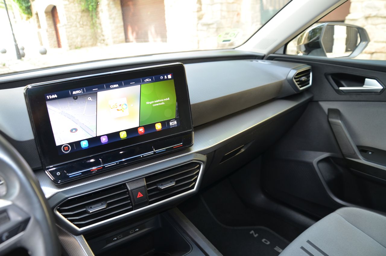 Seat Leon STYLE GO 2.0 TDI 115CV MT6 SISTEMA DE NAVEGACIÓN HIGH  - Foto 11