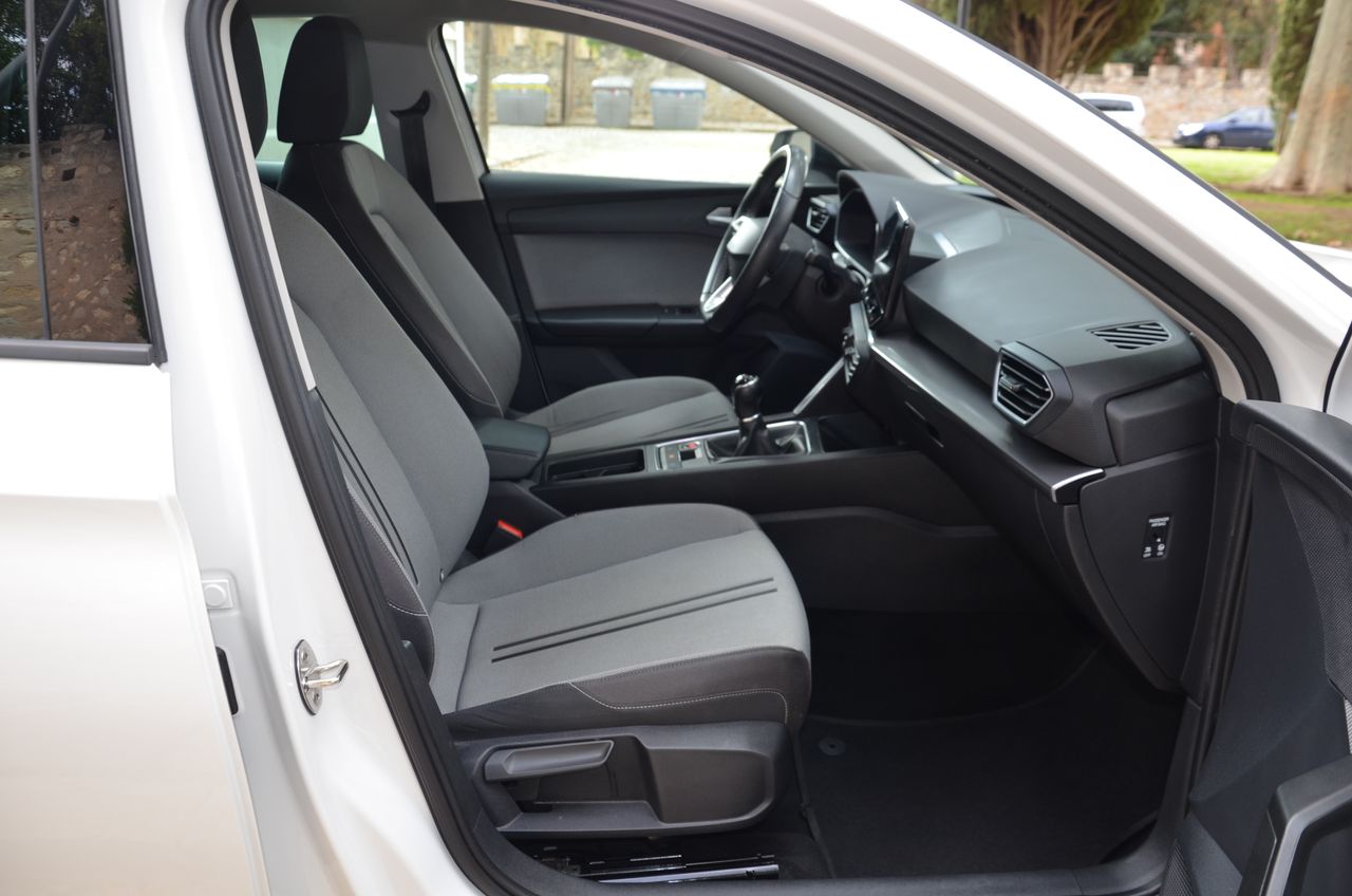 Seat Leon STYLE GO 2.0 TDI 115CV MT6 SISTEMA DE NAVEGACIÓN HIGH  - Foto 45