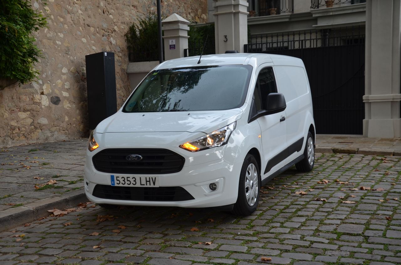 Ford Transit Connect FURGÓN 240 L2 TREND 1,5 ECOBLUE 100CV EXTRALARGA SUELO REFORZADO ( BOMBINES DE CERRAJERÍAS ANTIRROBO )  - Foto 29