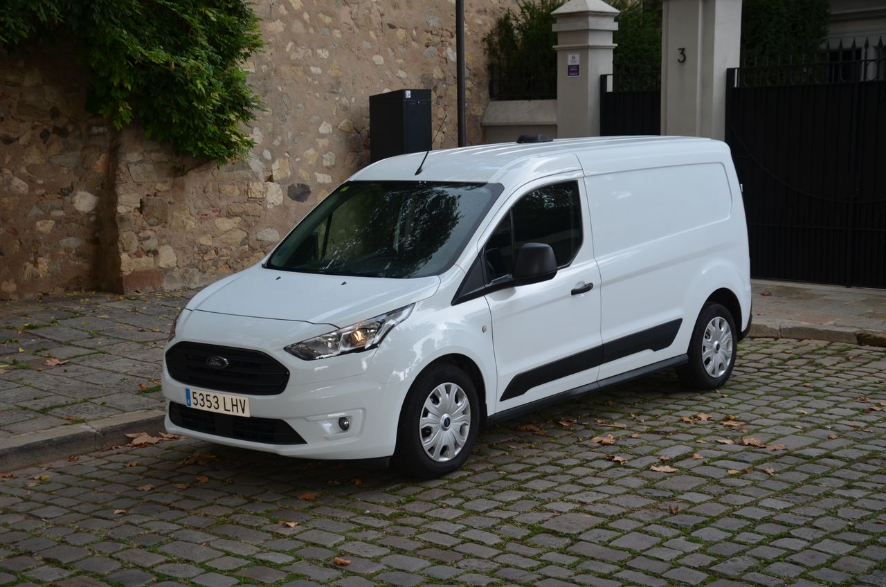Ford Transit Connect FURGÓN 240 L2 TREND 1,5 ECOBLUE 100CV EXTRALARGA SUELO REFORZADO ( BOMBINES DE CERRAJERÍAS ANTIRROBO )  - Foto 38