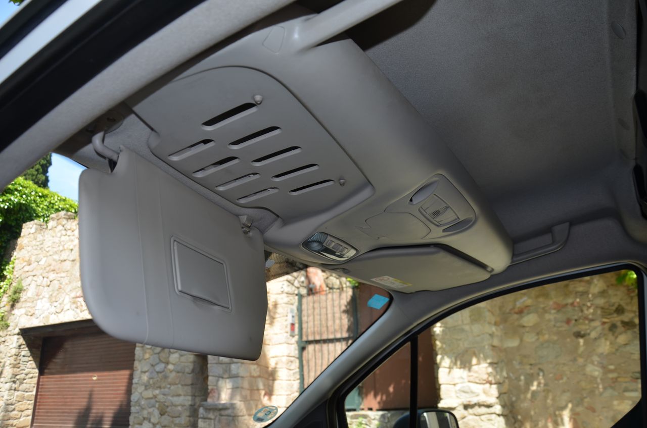 Ford Transit Connect FURGÓN 240 L2 TREND 1,5 ECOBLUE 100CV EXTRALARGA SUELO REFORZADO ( BOMBINES DE CERRAJERÍAS ANTIRROBO )  - Foto 17