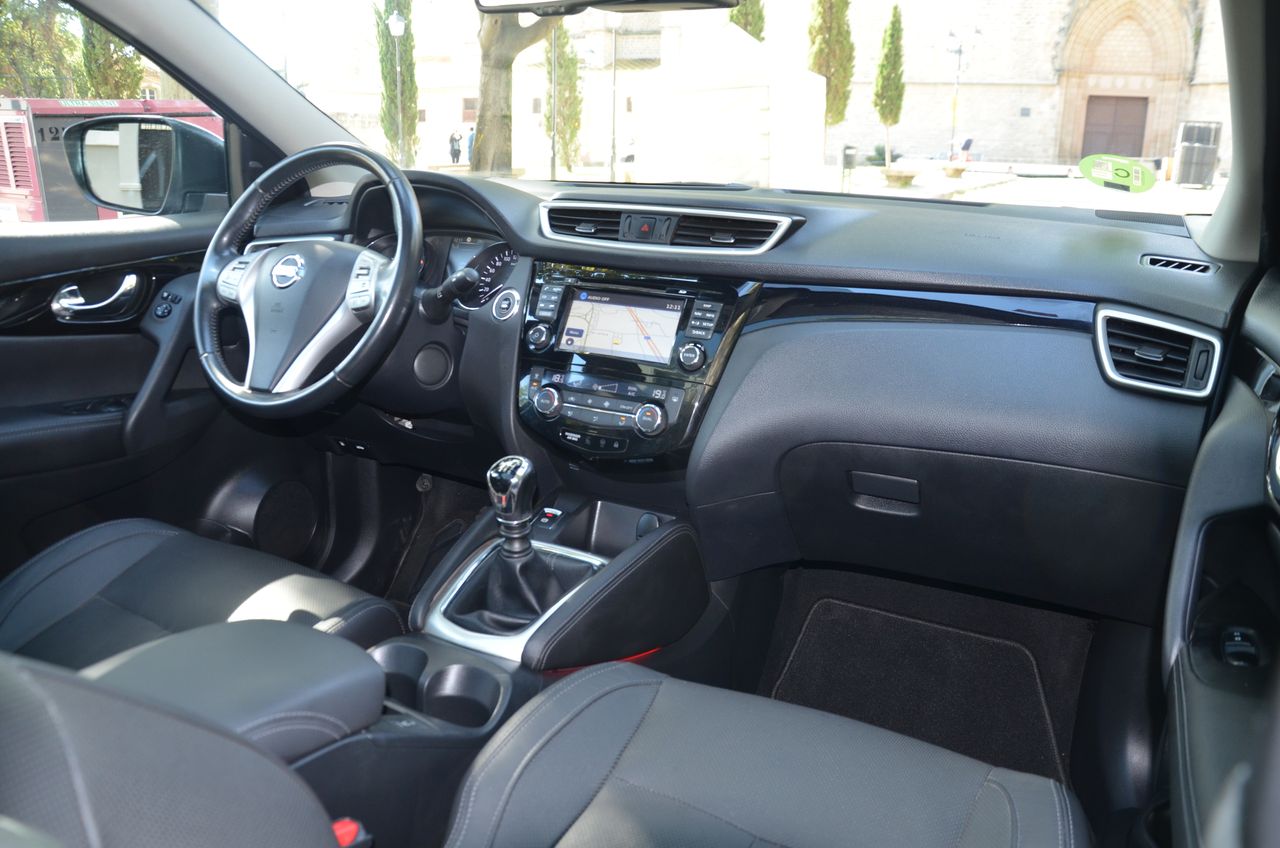 Nissan Qashqai 1.6DCI 4X4 -I TEKNA PREMIUM + PIEL FULL OPCIÓN... - Foto 61