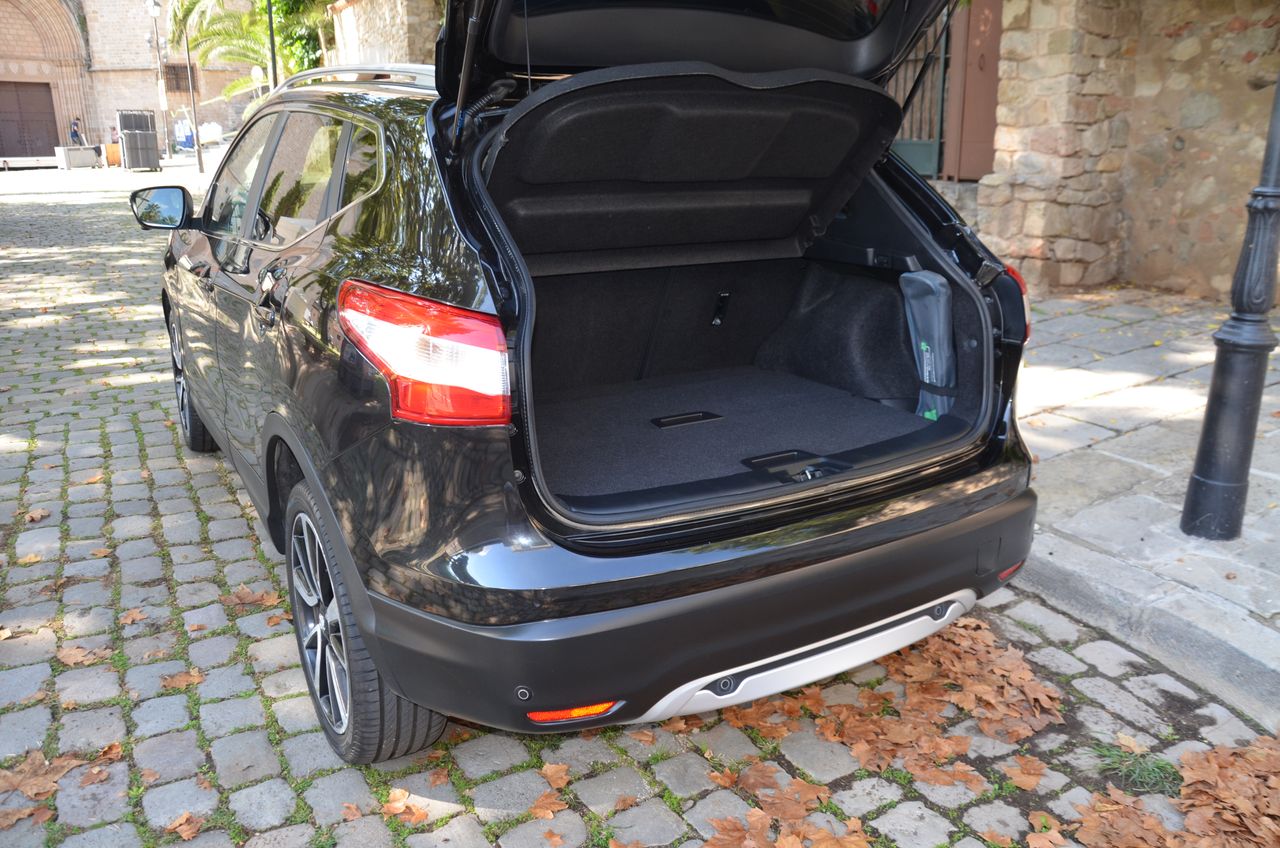 Nissan Qashqai 1.6DCI 4X4 -I TEKNA PREMIUM + PIEL FULL OPCIÓN... - Foto 46