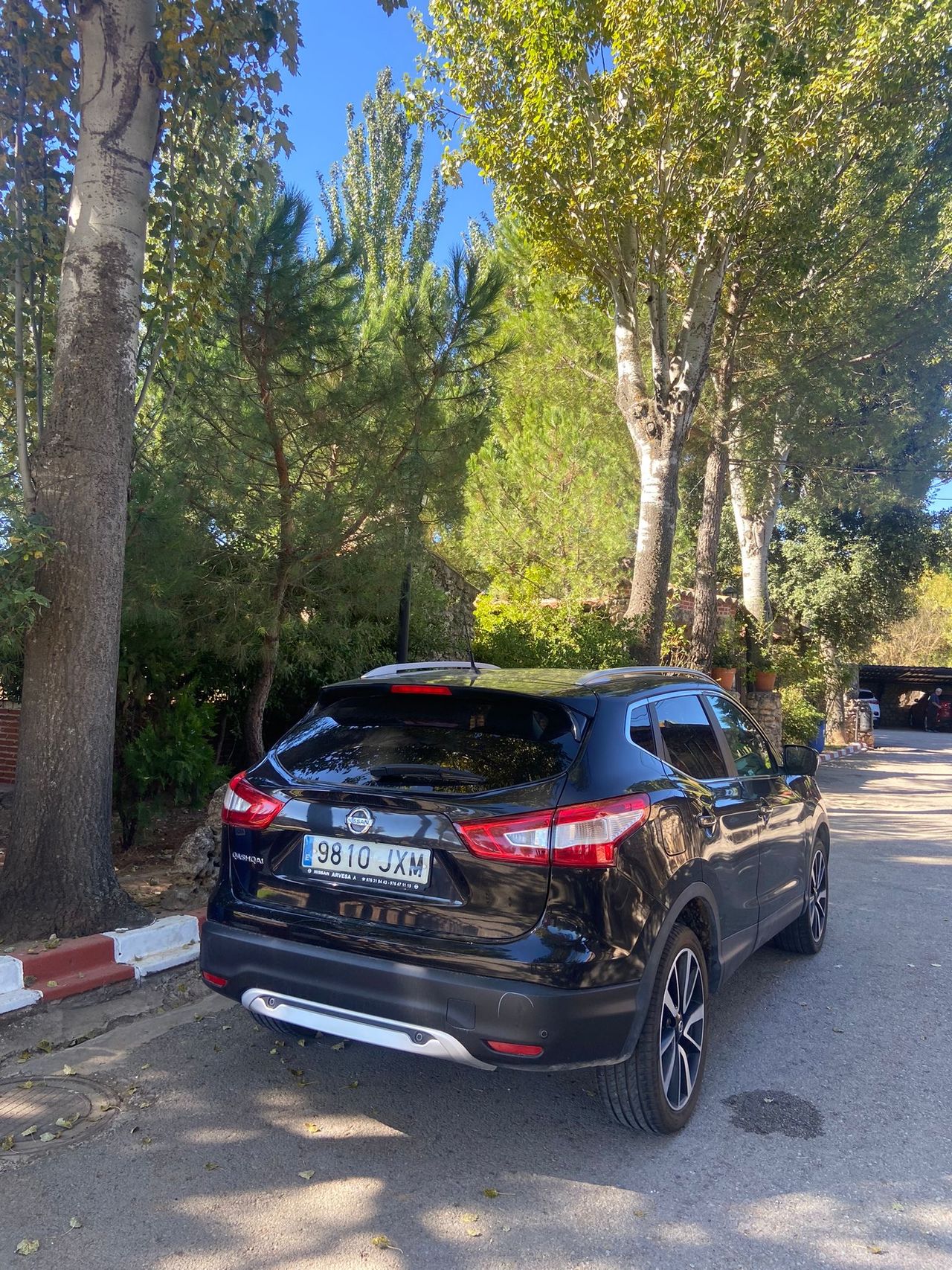 Nissan Qashqai 1.6DCI 4X4 -I TEKNA PREMIUM + PIEL FULL OPCIÓN... - Foto 7