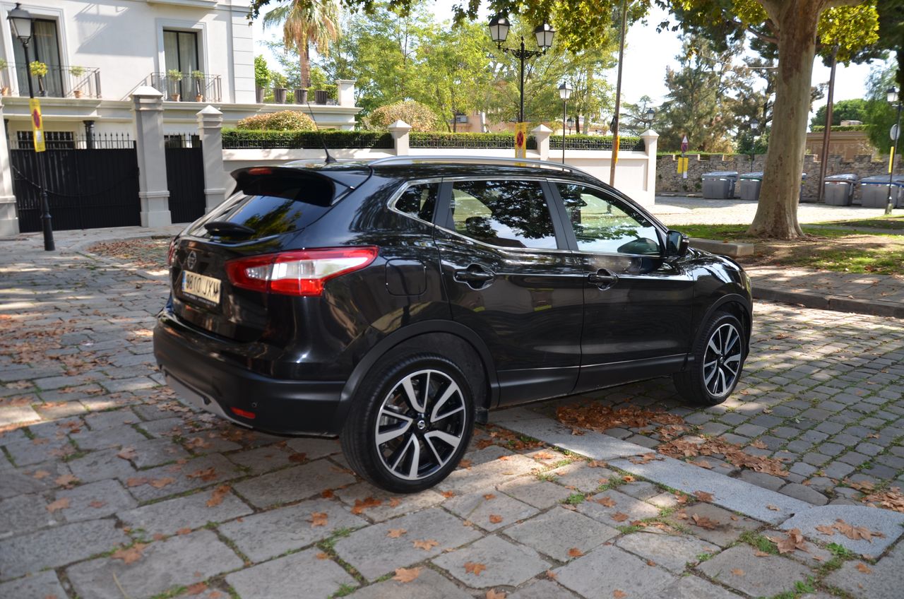 Nissan Qashqai 1.6DCI 4X4 -I TEKNA PREMIUM + PIEL FULL OPCIÓN... - Foto 30