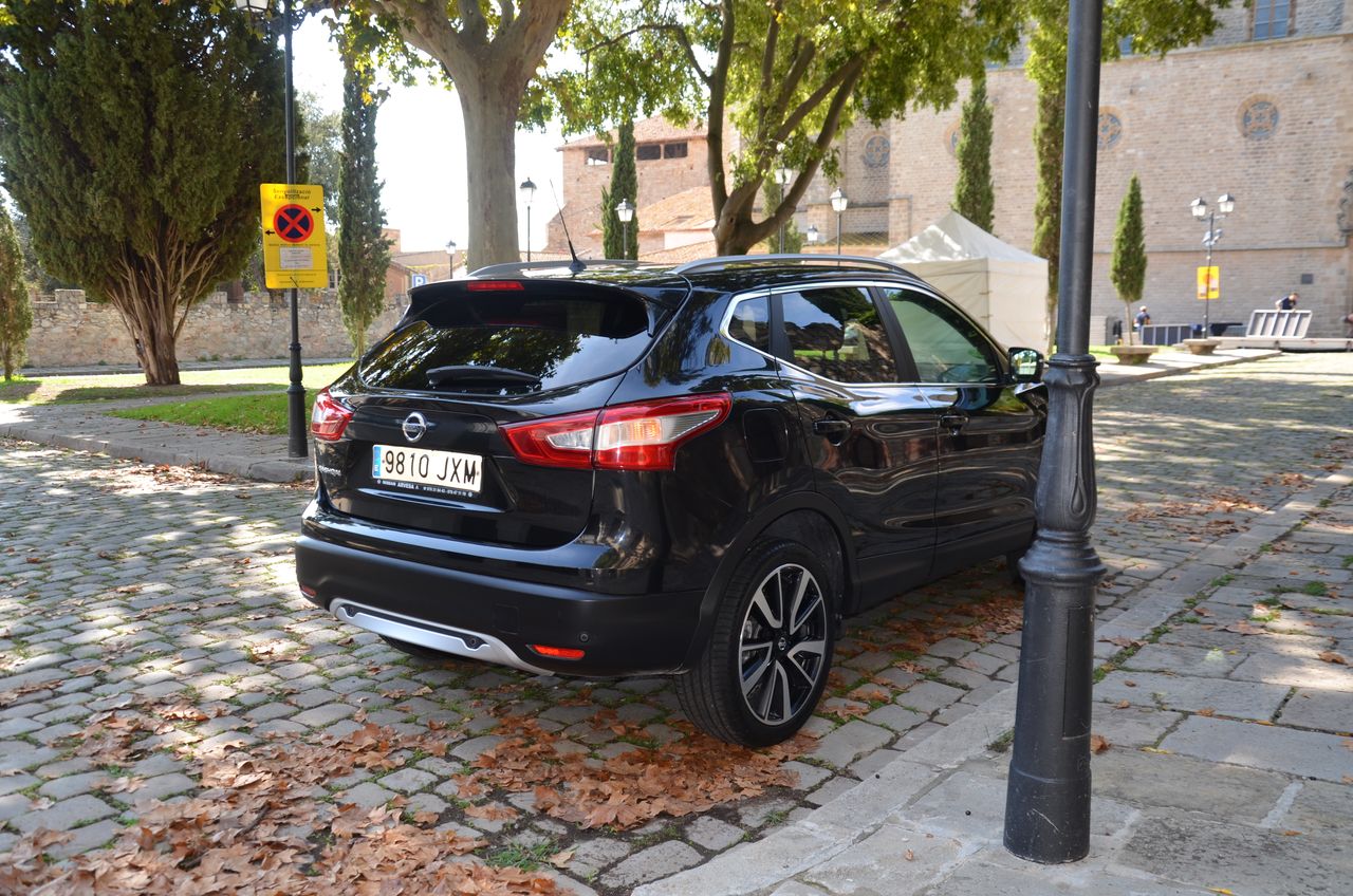 Nissan Qashqai 1.6DCI 4X4 -I TEKNA PREMIUM + PIEL FULL OPCIÓN... - Foto 42