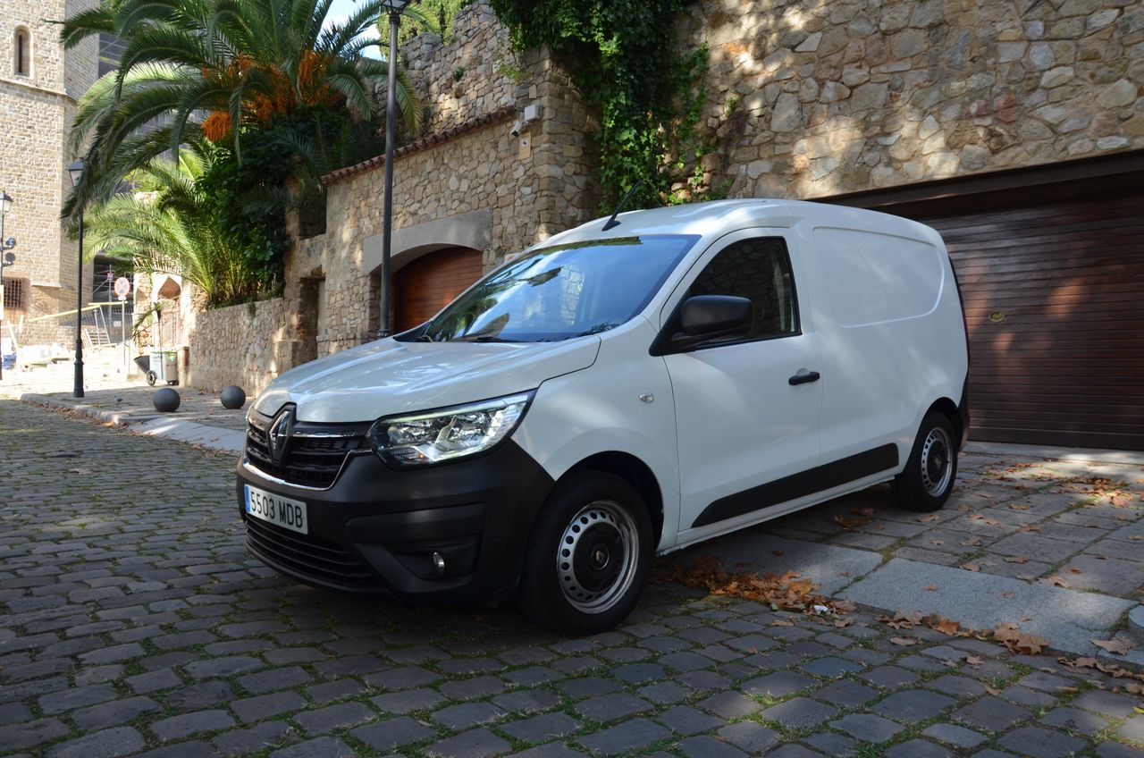 Renault Express CONFORT 1.5 BlueDci 70KW ( 95CV ) FURGÓN  / CERRADURAS ANTIRROBO  - Foto 33