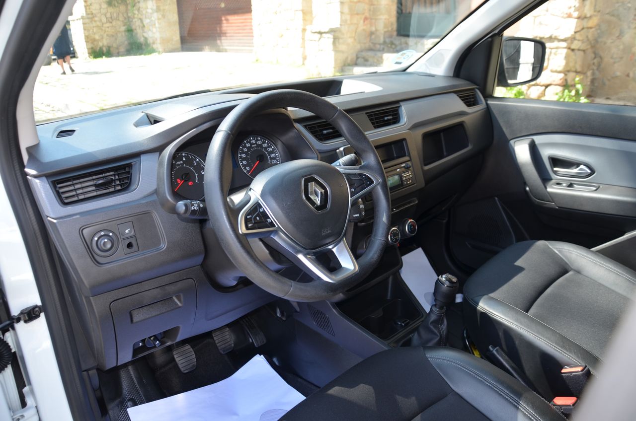 Renault Express CONFORT 1.5 BlueDci 70KW ( 95CV ) FURGÓN  / CERRADURAS ANTIRROBO  - Foto 4