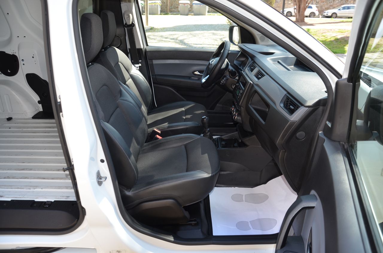 Renault Express CONFORT 1.5 BlueDci 70KW ( 95CV ) FURGÓN  / CERRADURAS ANTIRROBO  - Foto 12