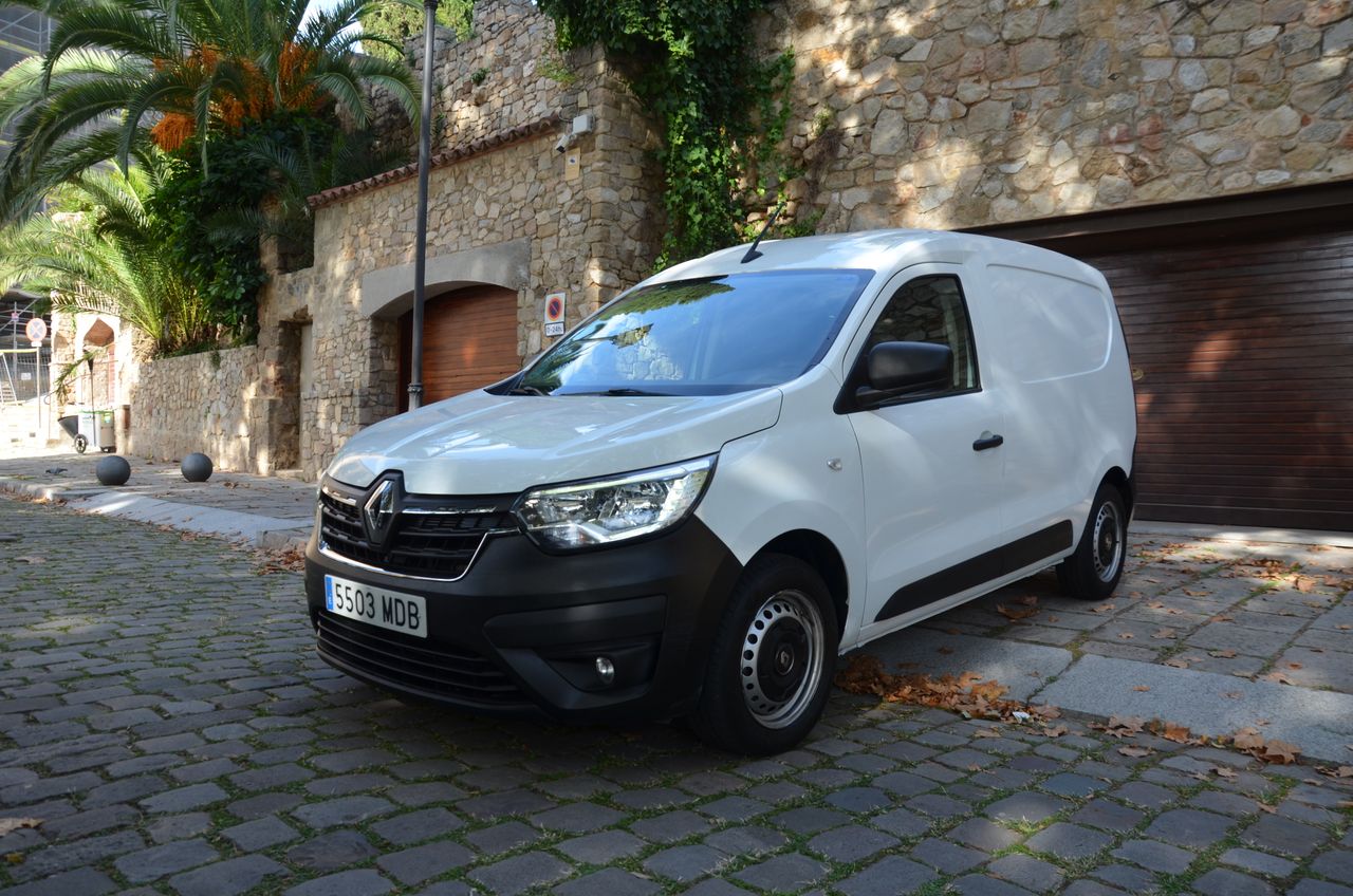 Renault Express CONFORT 1.5 BlueDci 70KW ( 95CV ) FURGÓN  / CERRADURAS ANTIRROBO  - Foto 21