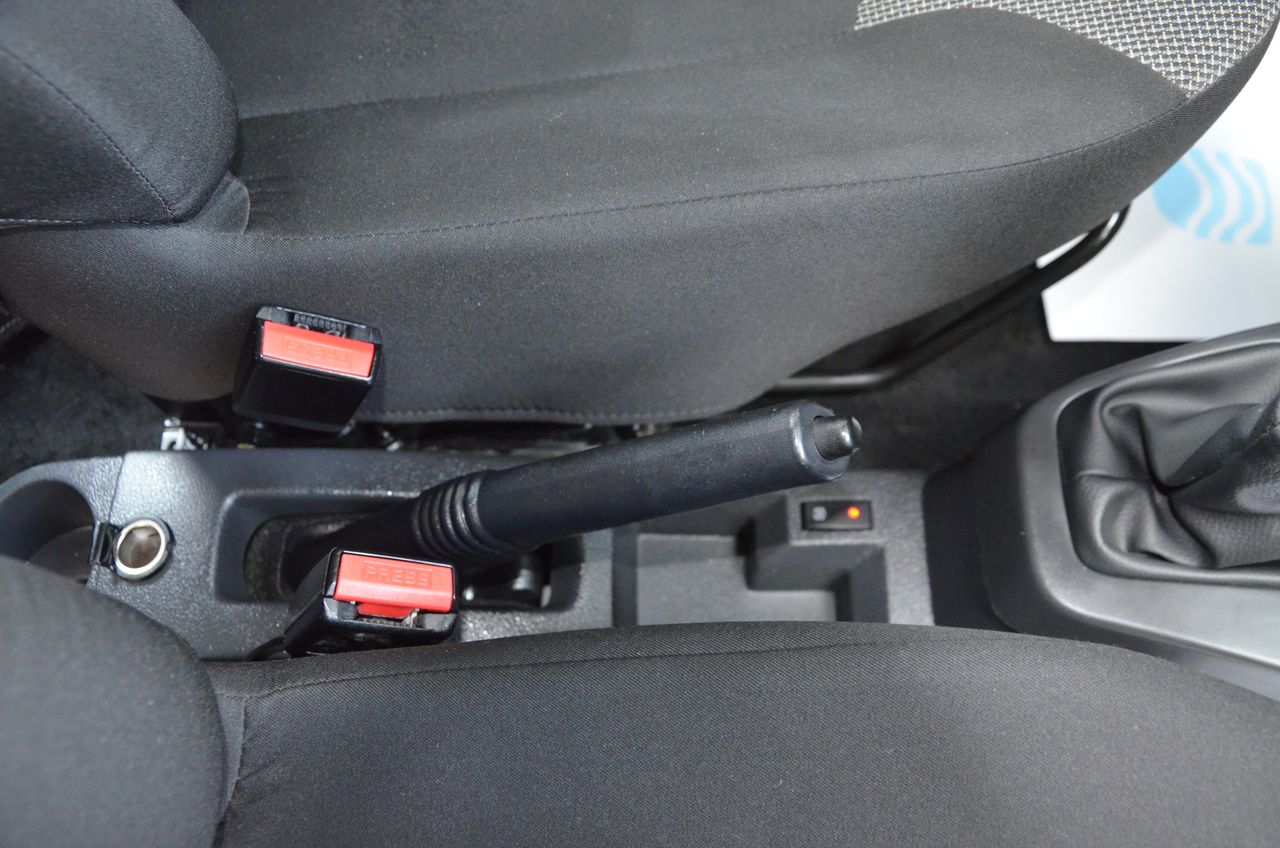 Dacia Dokker ESSENTIAL 1.5 Blue dCi 95 CV../ KOMBI 5P  - Foto 35