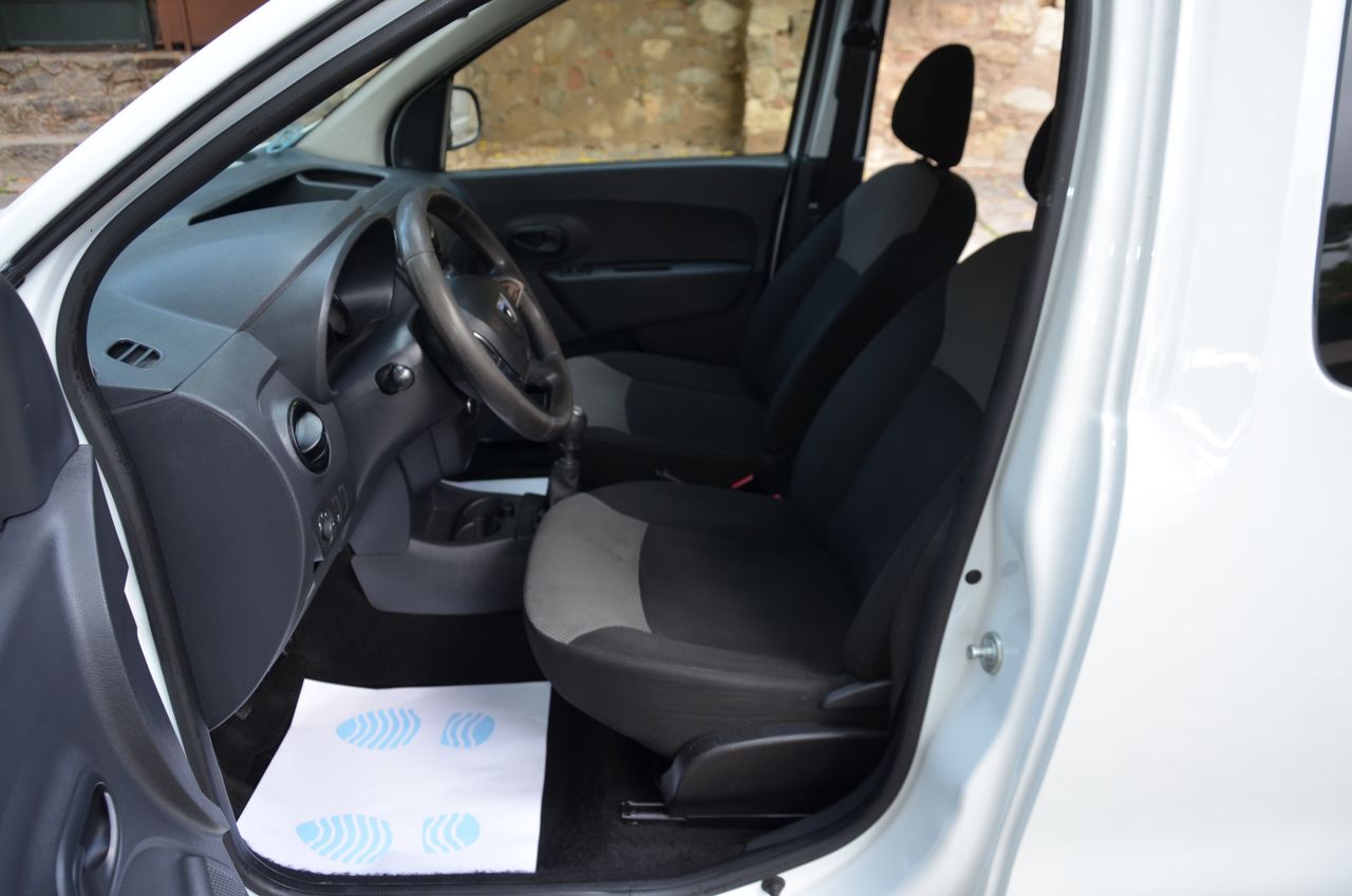 Dacia Dokker ESSENTIAL 1.5 Blue dCi 95 CV../ KOMBI 5P  - Foto 17