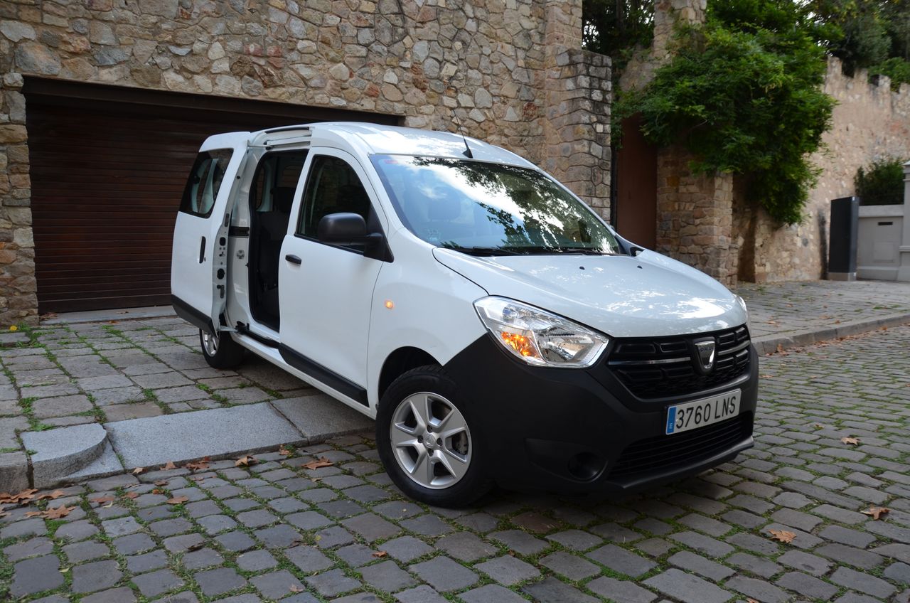 Dacia Dokker ESSENTIAL 1.5 Blue dCi 95 CV../ KOMBI 5P  - Foto 58
