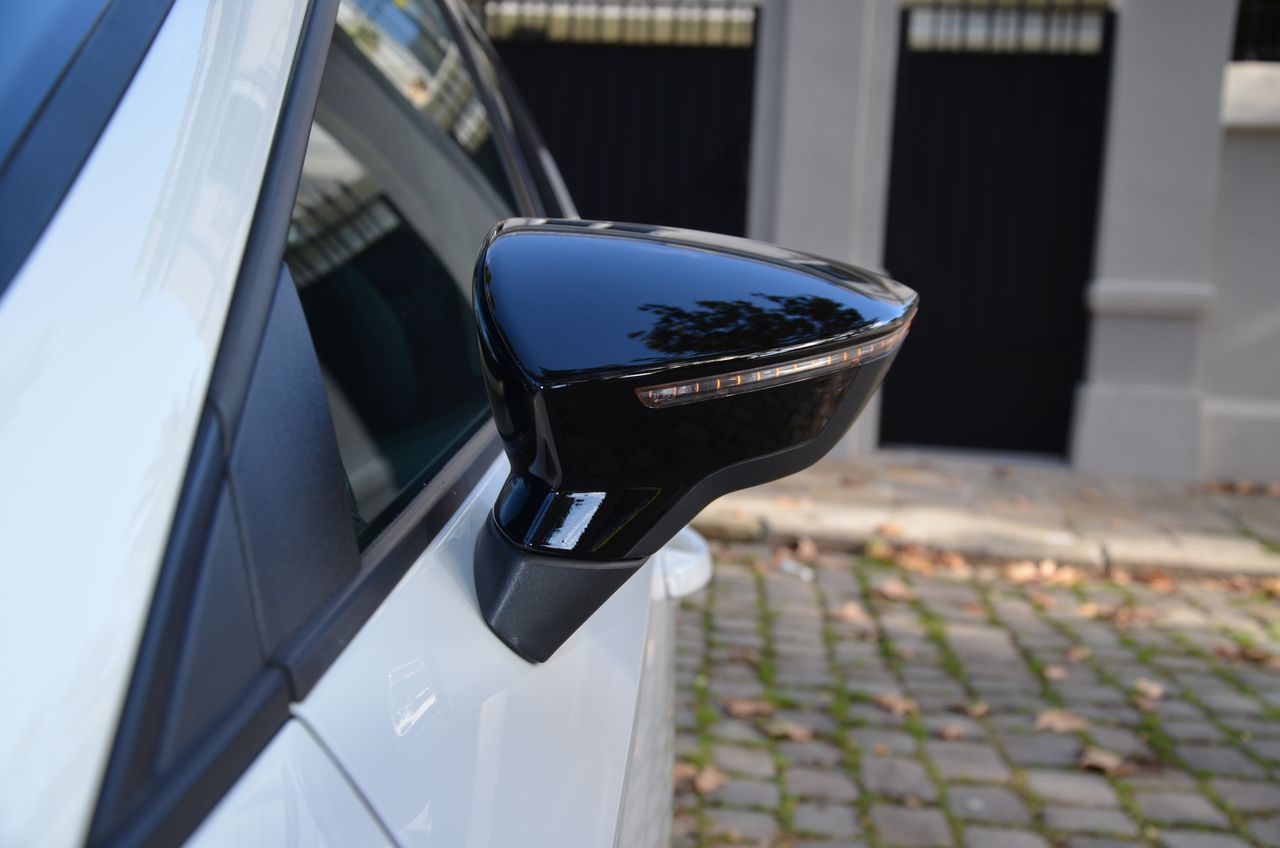 Seat Leon ST 1.6 TDI 115CV S&S STYLE/ ETIQUETA C  - Foto 27