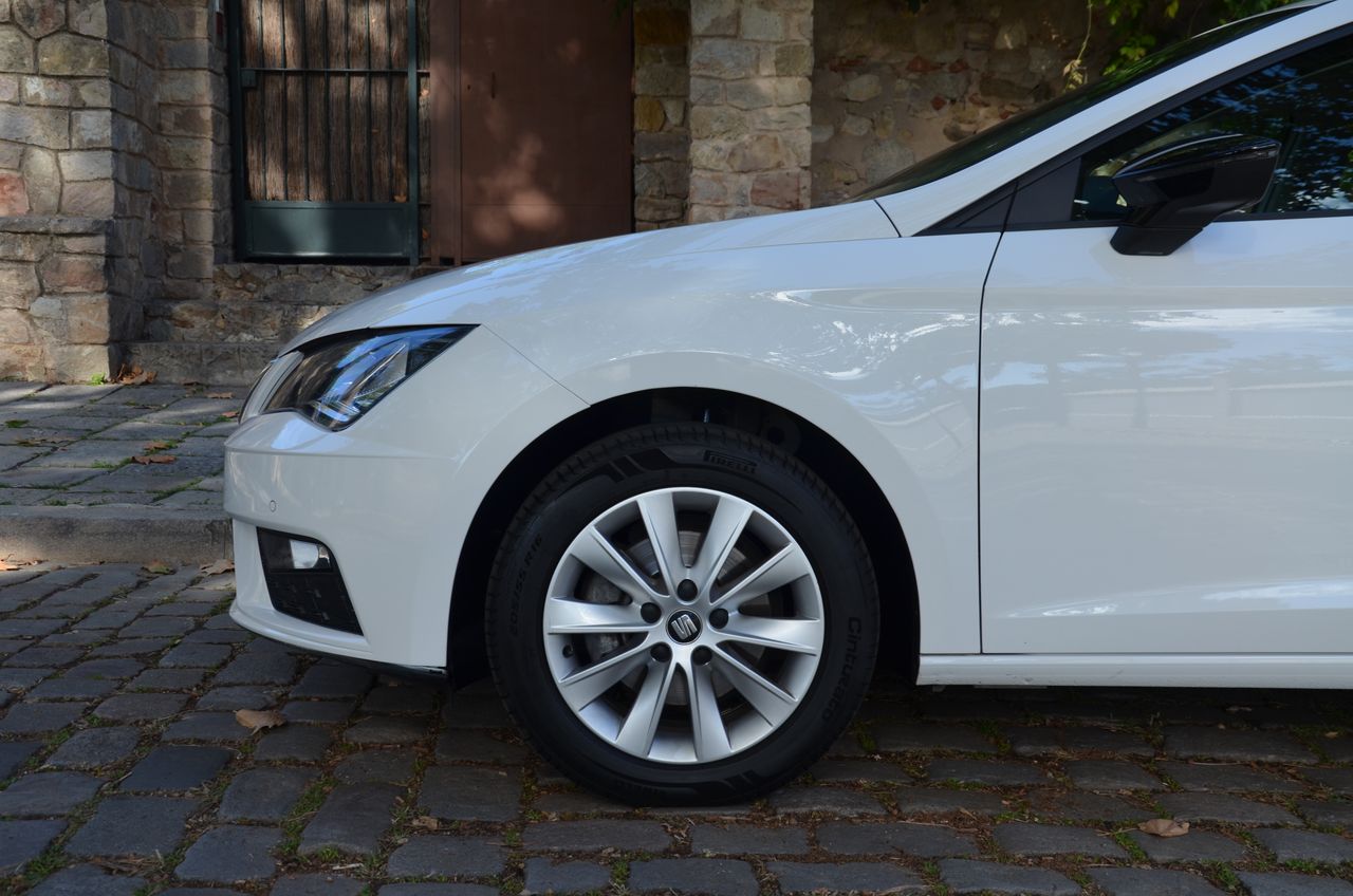 Seat Leon ST 1.6 TDI 115CV S&S STYLE/ ETIQUETA C  - Foto 38