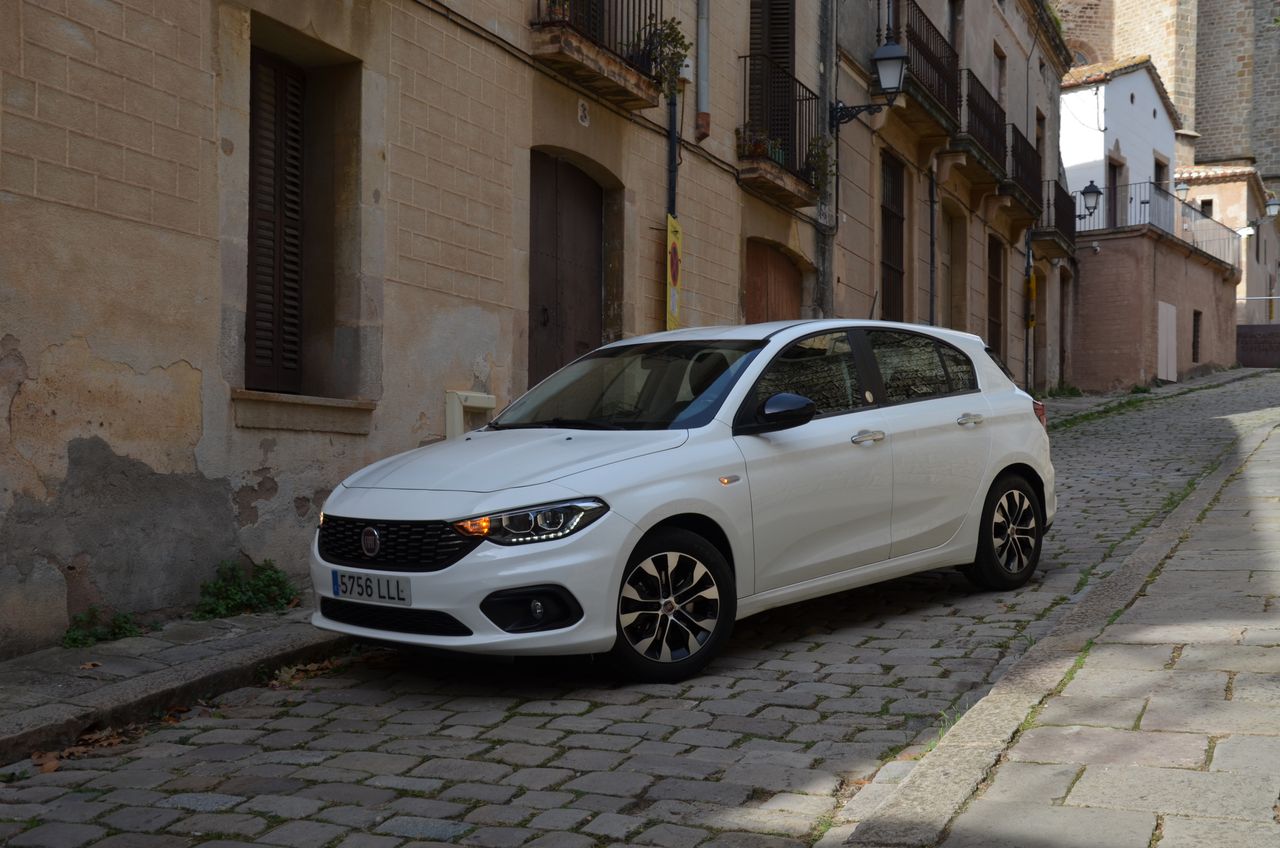 Fiat Tipo 1.4 T-JET 120CV MIRROR OPORTUNIDAD // - Foto 53