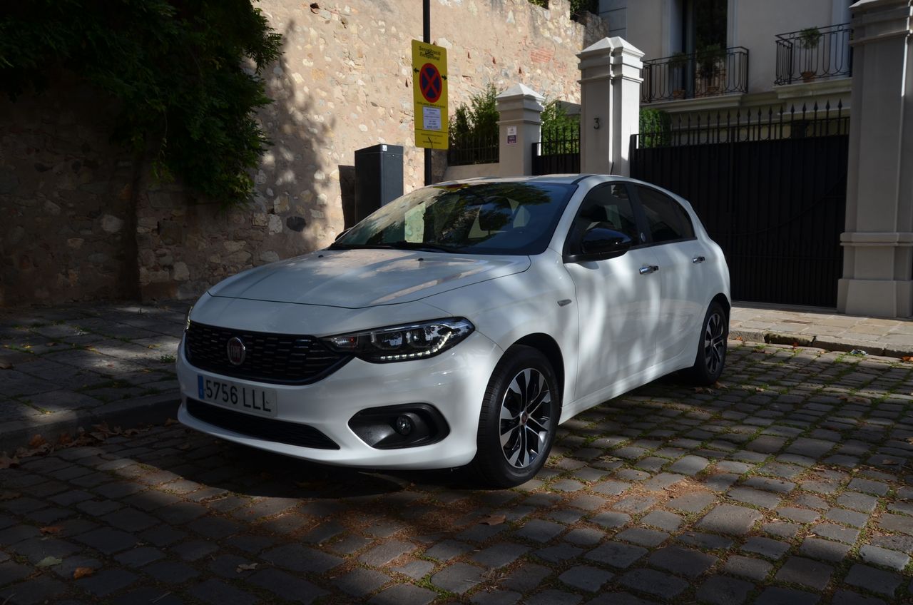 Fiat Tipo 1.4 T-JET 120CV MIRROR OPORTUNIDAD // - Foto 36