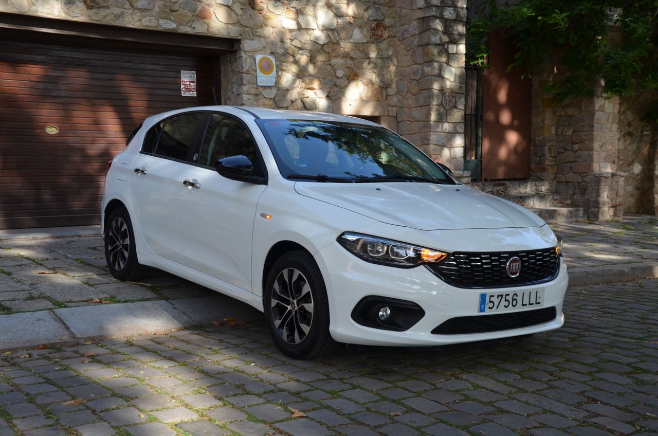 Fiat Tipo 1.4 T-JET 120CV MIRROR OPORTUNIDAD // - Foto 24
