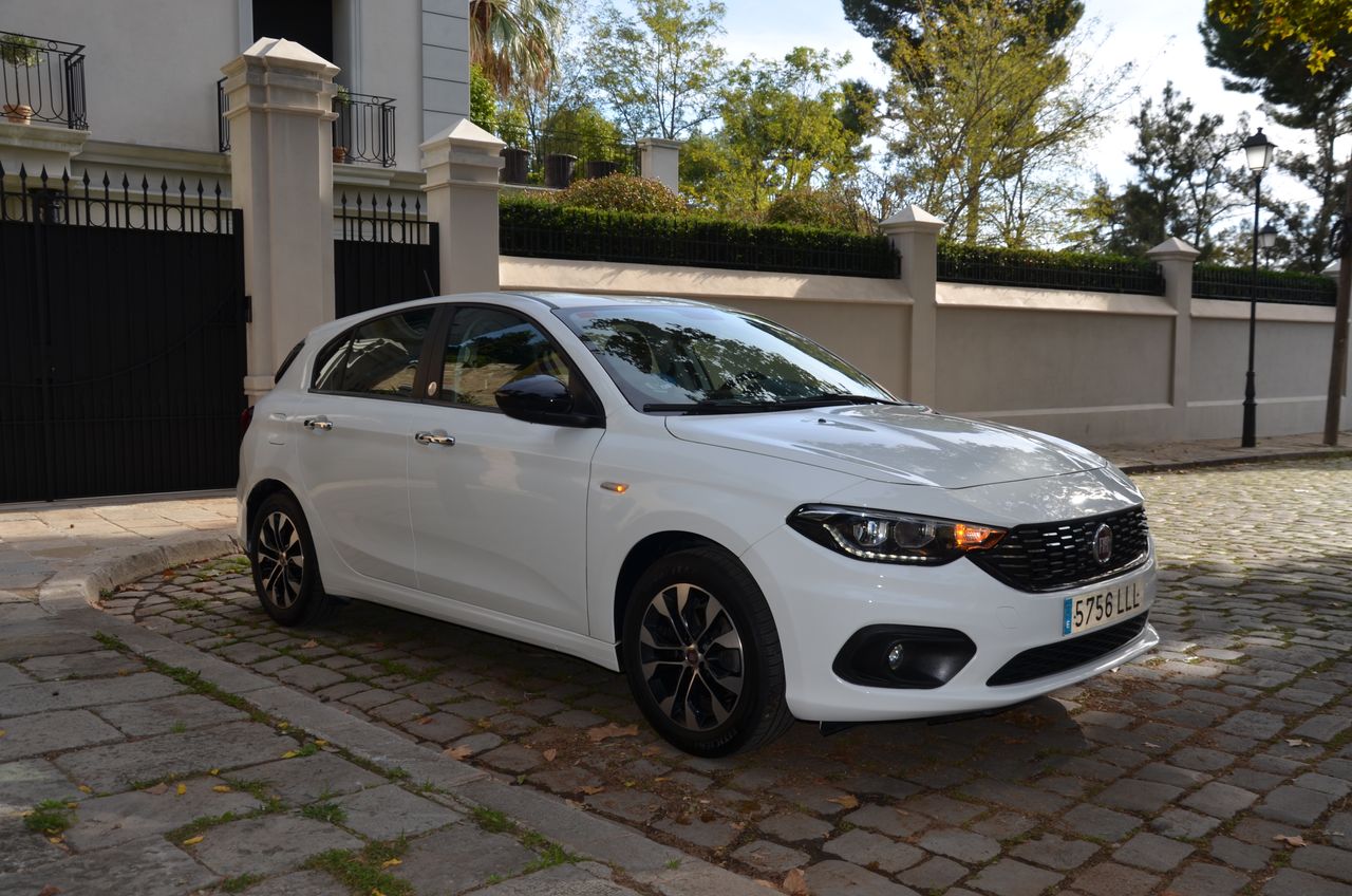 Fiat Tipo 1.4 T-JET 120CV MIRROR OPORTUNIDAD // - Foto 52