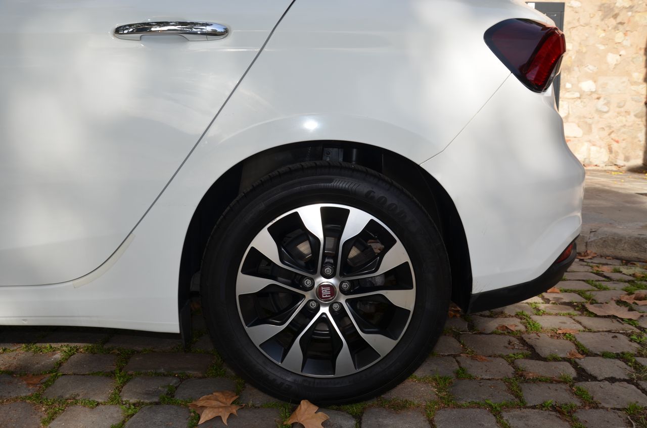 Fiat Tipo 1.4 T-JET 120CV MIRROR OPORTUNIDAD // - Foto 48