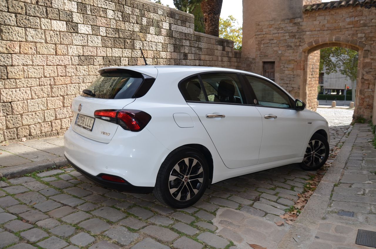 Fiat Tipo 1.4 T-JET 120CV MIRROR OPORTUNIDAD // - Foto 56