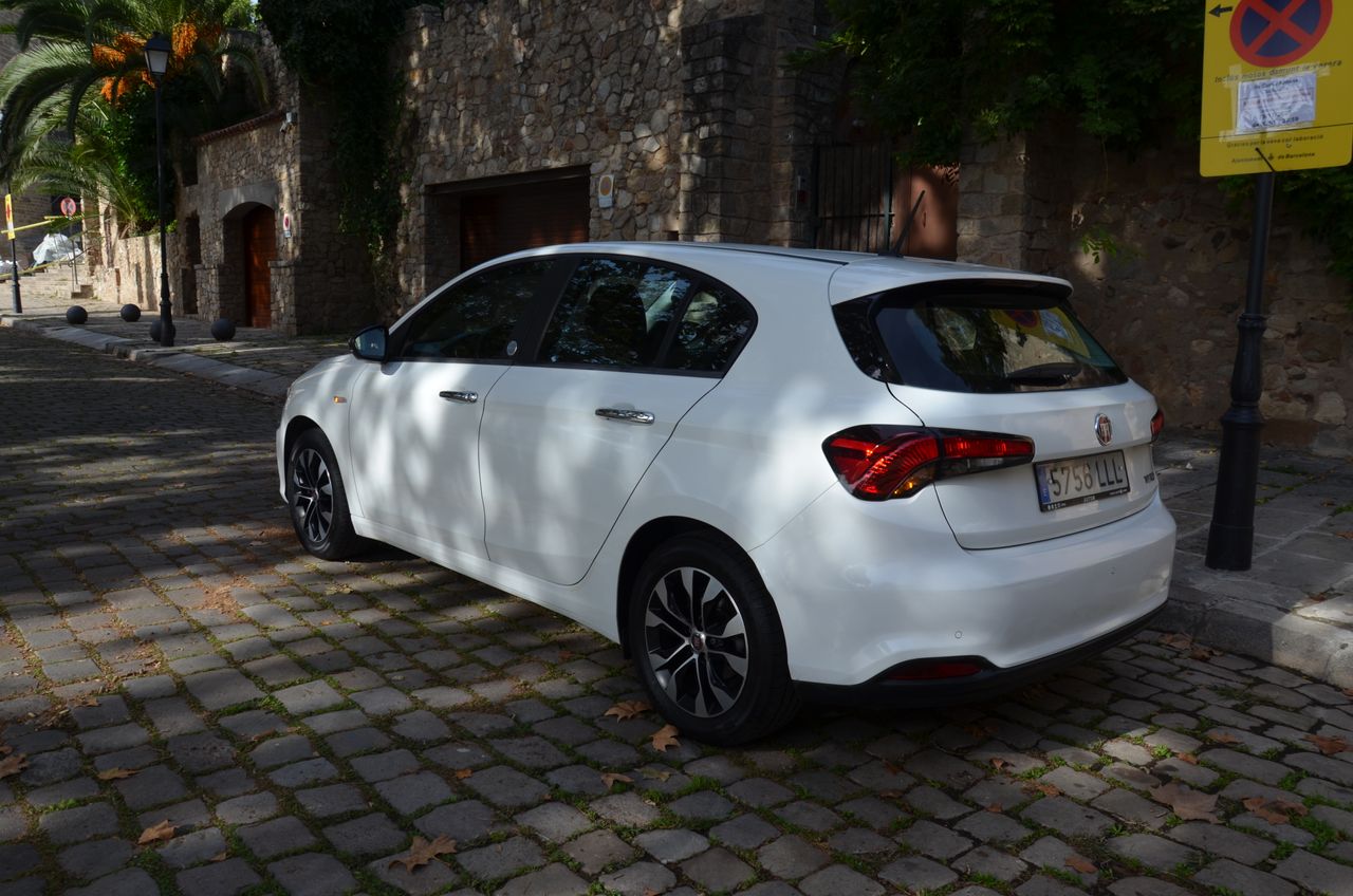 Fiat Tipo 1.4 T-JET 120CV MIRROR OPORTUNIDAD // - Foto 47