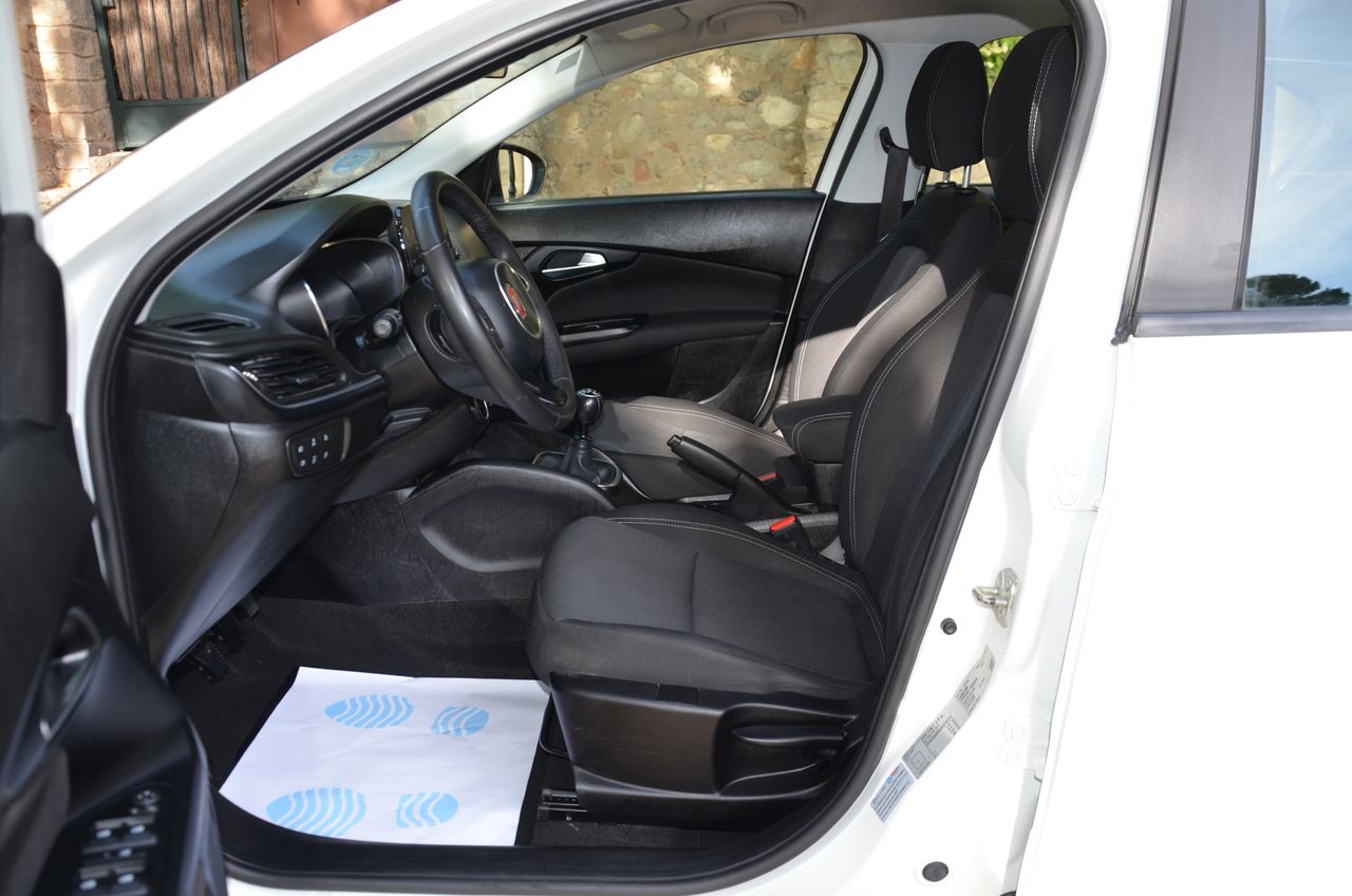 Fiat Tipo 1.4 T-JET 120CV MIRROR OPORTUNIDAD // - Foto 10