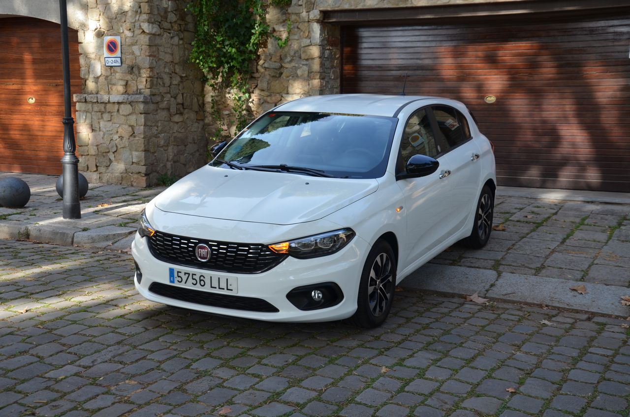 Fiat Tipo 1.4 T-JET 120CV MIRROR OPORTUNIDAD // - Foto 13