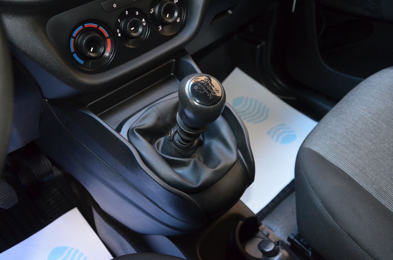 Fiat Doblò CARGO SX 1.6 MJET 90CV FURGÓN - Foto 7