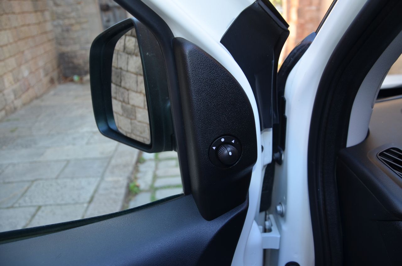 Fiat Doblò CARGO SX 1.6 MJET 90CV FURGÓN - Foto 35