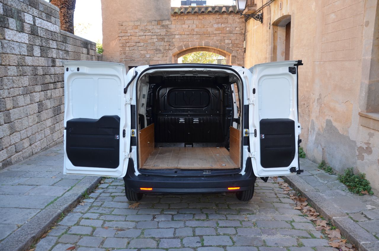 Fiat Doblò CARGO SX 1.6 MJET 90CV FURGÓN - Foto 18