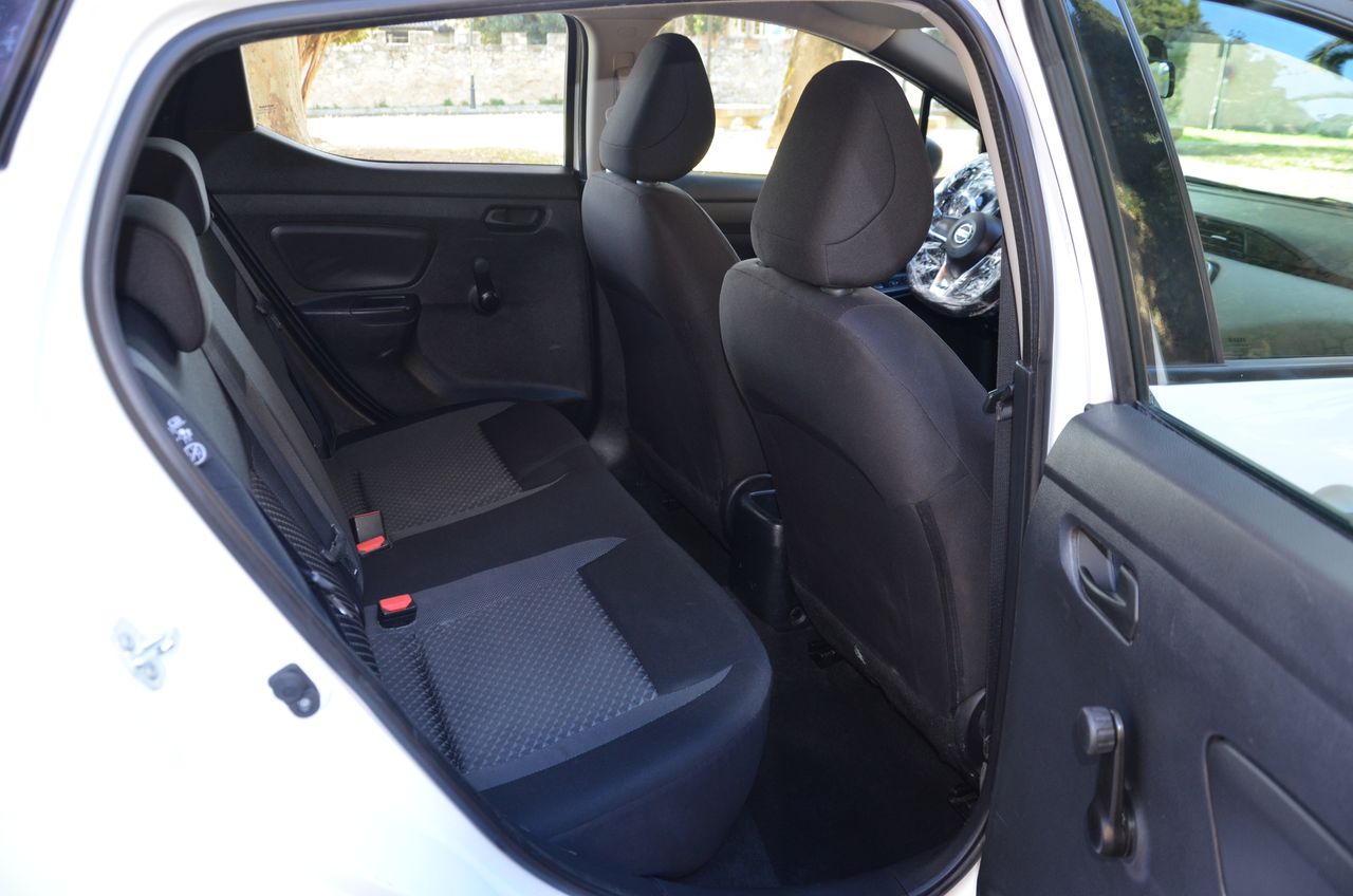 Nissan Micra 1.5 dCi 66 kW (90 CV) S&S Visia+ OPORTUNIDAD // - Foto 22