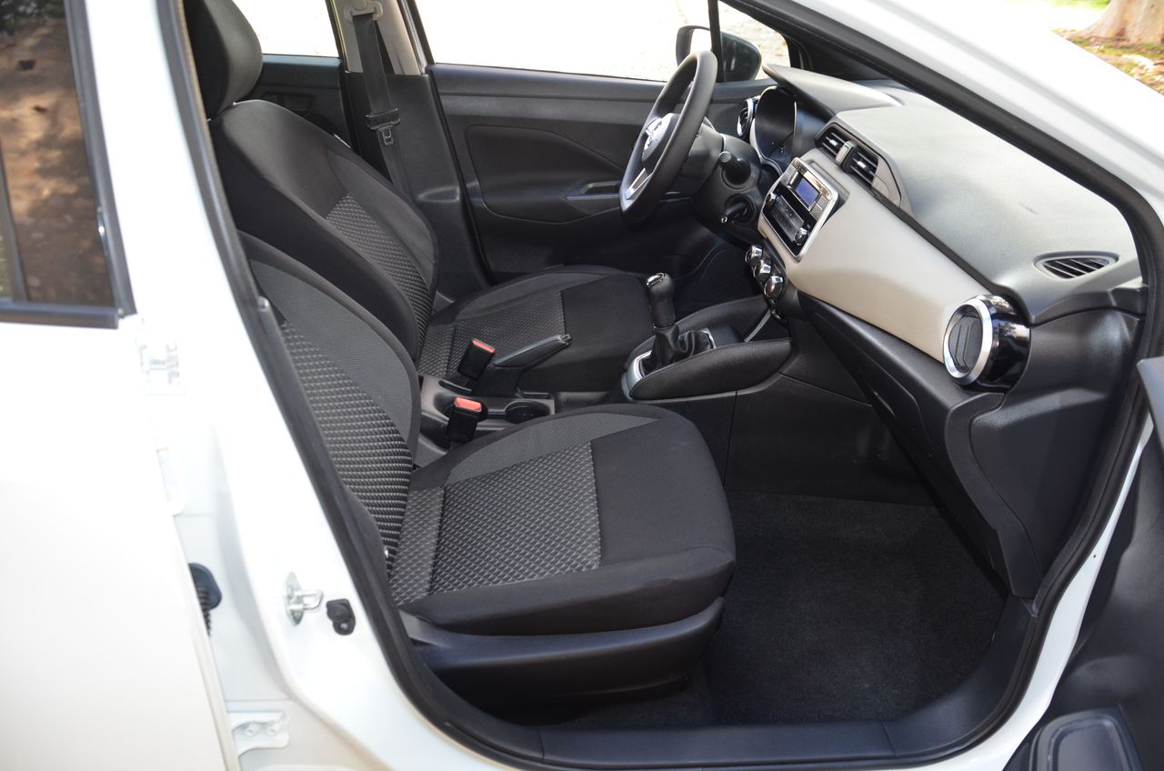 Nissan Micra 1.5 dCi 66 kW (90 CV) S&S Visia+ OPORTUNIDAD // - Foto 26