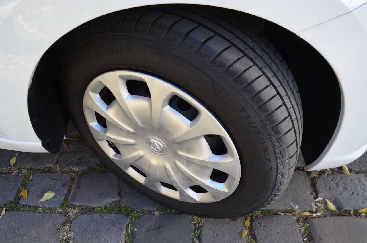 Nissan Micra 1.5 dCi 66 kW (90 CV) S&S Visia+ OPORTUNIDAD // - Foto 15