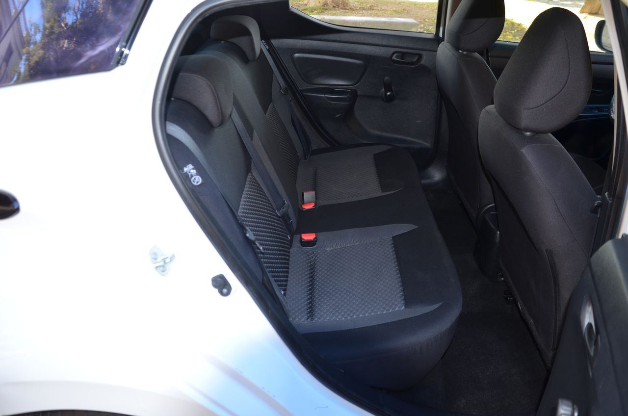 Nissan Micra 1.5 dCi 66 kW (90 CV) S&S Visia+ OPORTUNIDAD // - Foto 22