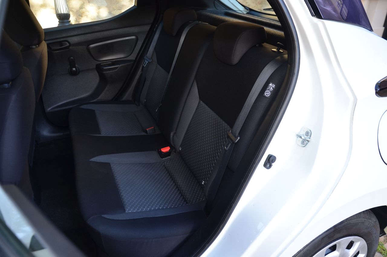 Nissan Micra 1.5 dCi 66 kW (90 CV) S&S Visia+ OPORTUNIDAD // - Foto 9