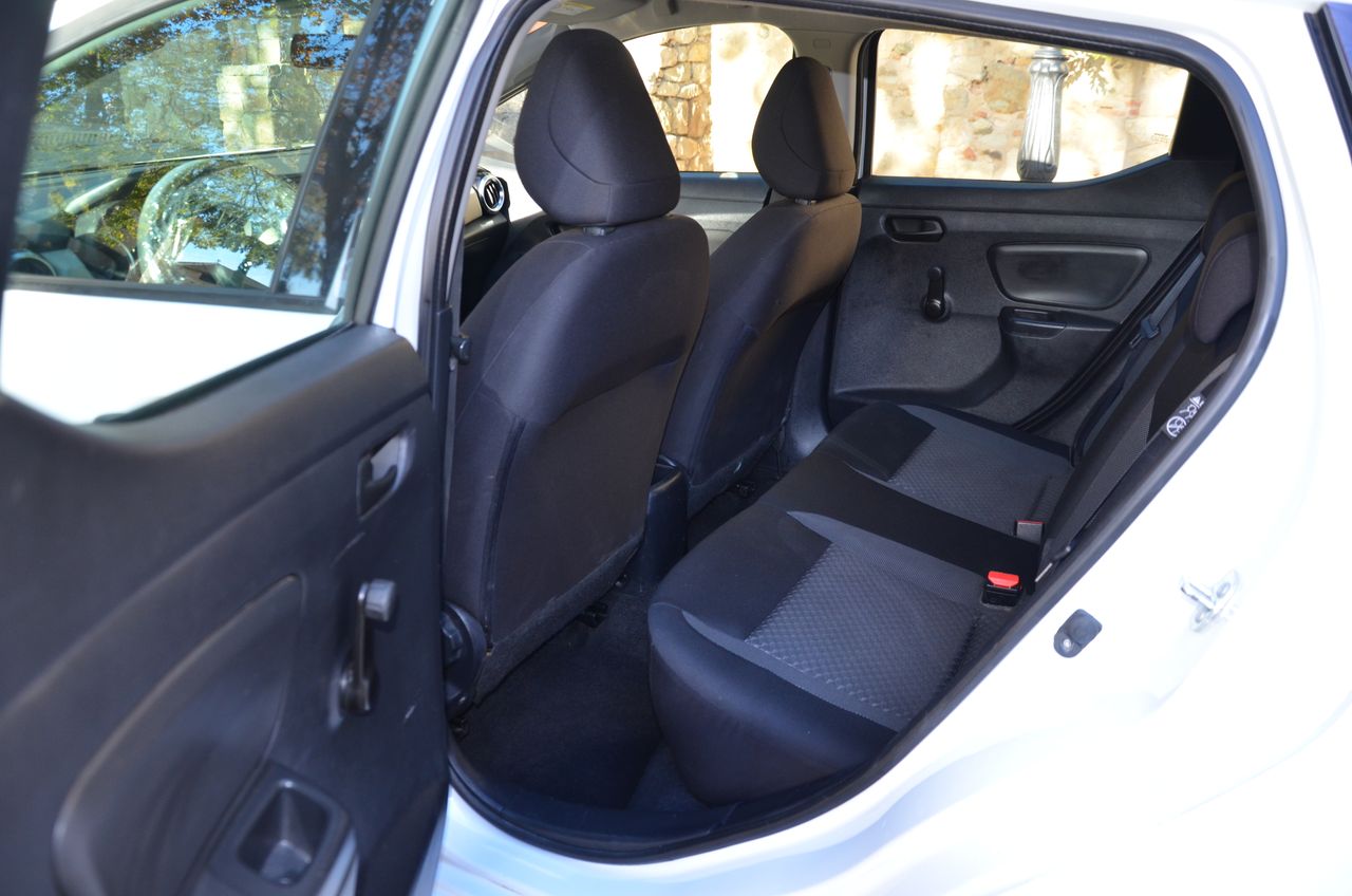 Nissan Micra 1.5 dCi 66 kW (90 CV) S&S Visia+ OPORTUNIDAD // - Foto 16