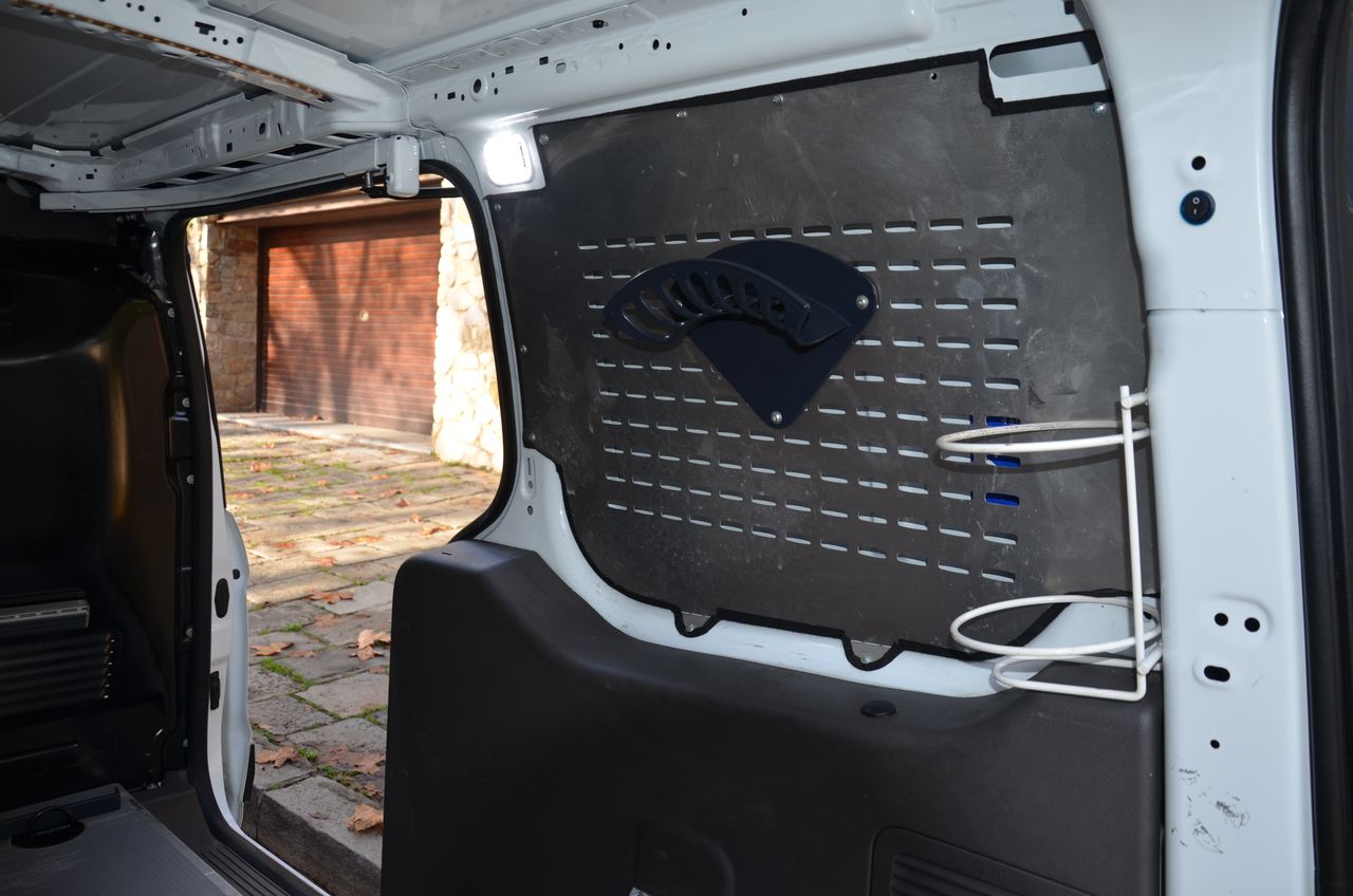 Ford Transit Connect FURGÓN 240 L2 TREND 1,5 ECOBLUE 100CV BATALLA LARGA - Foto 27