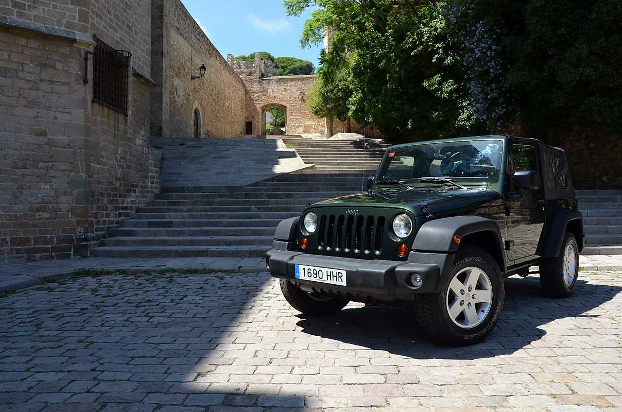 Jeep Wrangler 2.8 CRD SPORT 200CV  - Foto 36